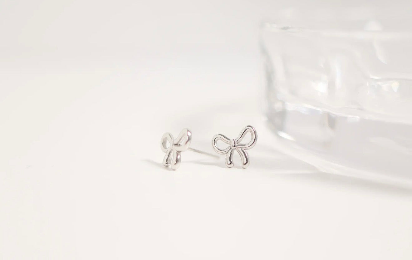 18K Gold Pvd Stainless Steel Bow
Stud Earrings