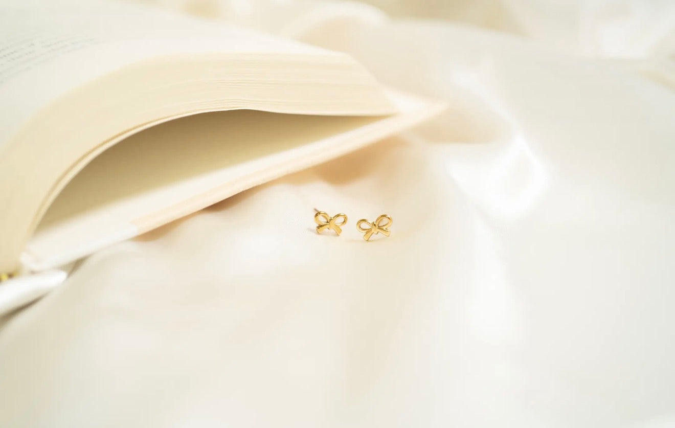 18K Gold Pvd Stainless Steel Bow
Stud Earrings